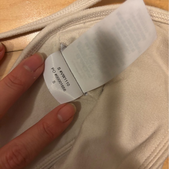 Vuori Essentials Bra (small) - Picture 2 of 4